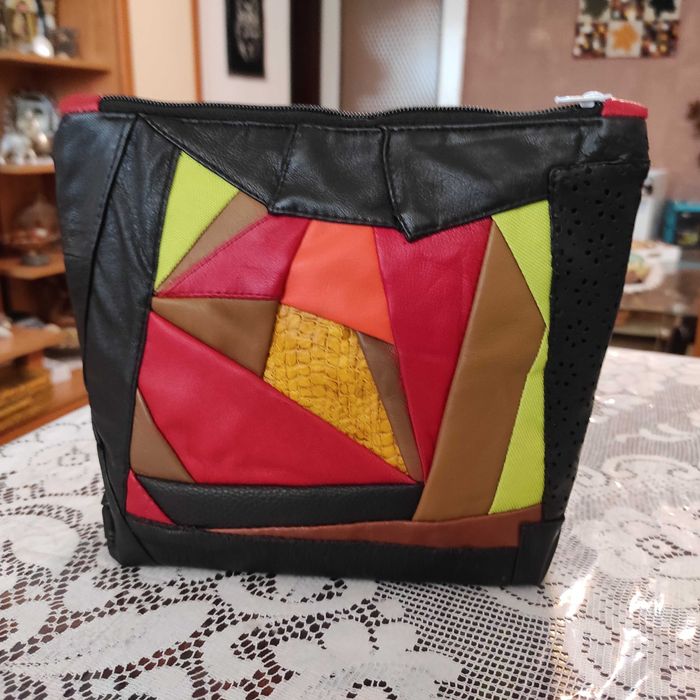 Несесери и ранички