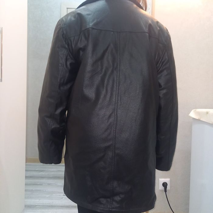 Продам новую кожаную дубленку