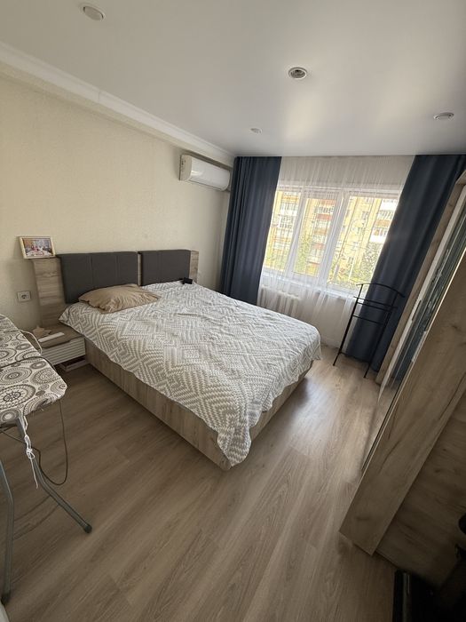 Продам квартиру 3 комнатную