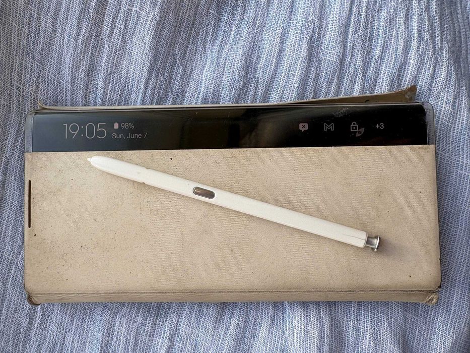 Samsung Galaxy Note 10 5G (SM-N971N, корейская версия) Дисплей треснут