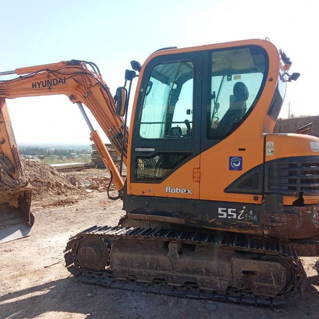 Hyundai 55 экскаватор сотилади..! Трактор комбайн погрузчик