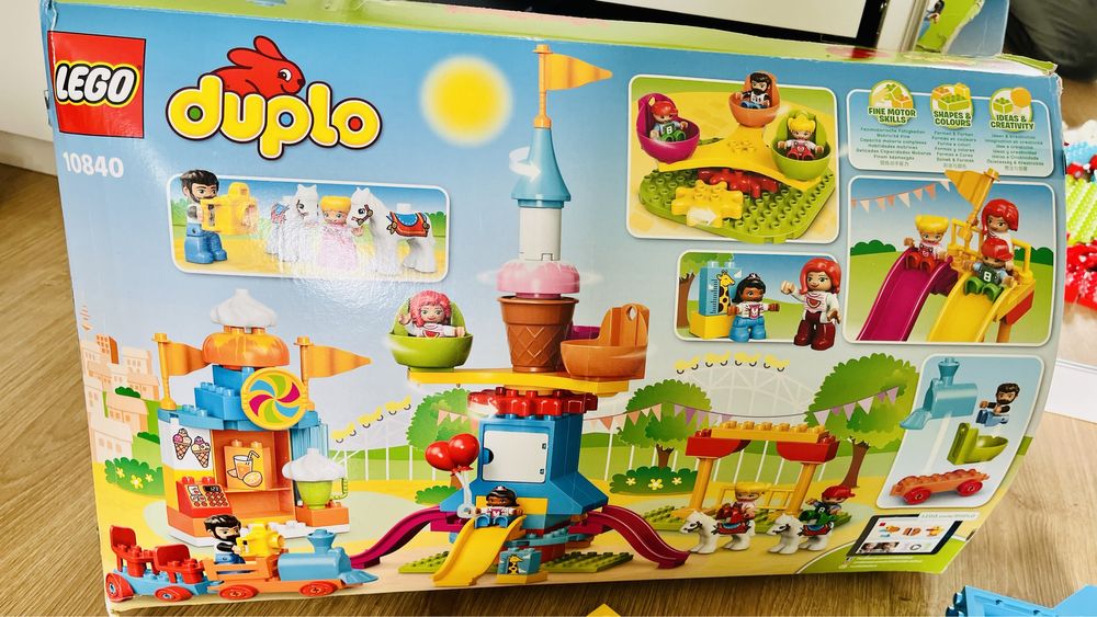 Lego Duplo mare Parc de Distractii Cod 10840 -106 piese