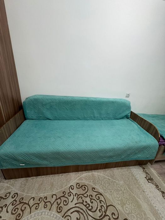 Продам шкаф и диван