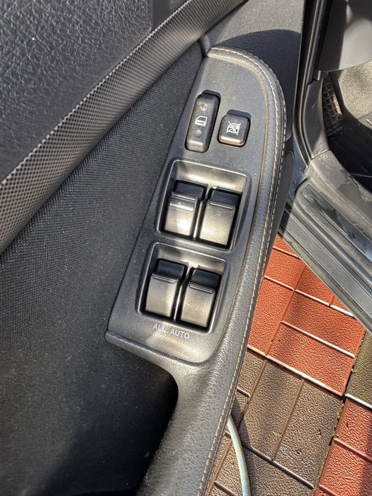 Toyota avensis t25