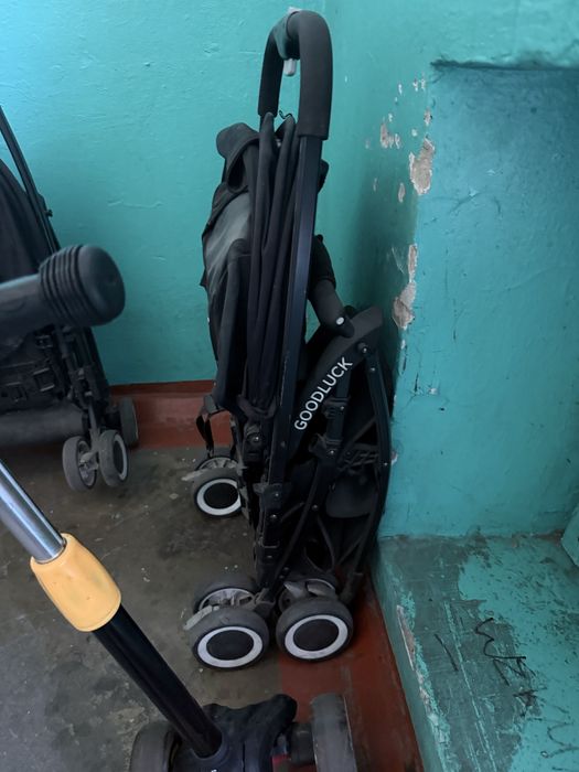 Коляска прогулочная