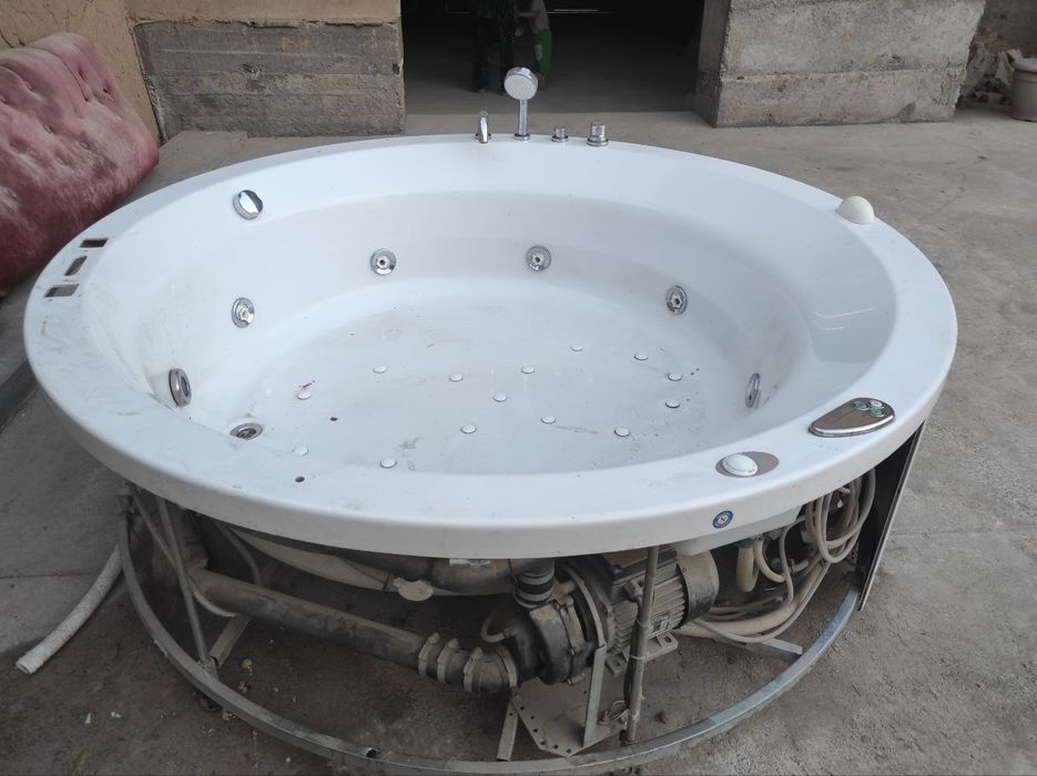 Jakuzi sotiladi 1,6#1,6