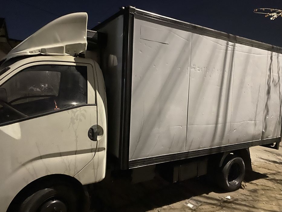 Fordland yuk moshinasi sotiladi