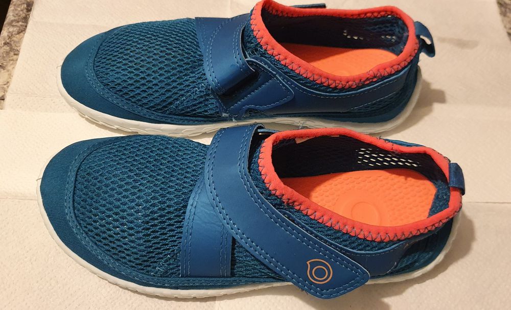 Cipicii protectie Subea  nr 36-37  noi,  Decathlon  super calitate