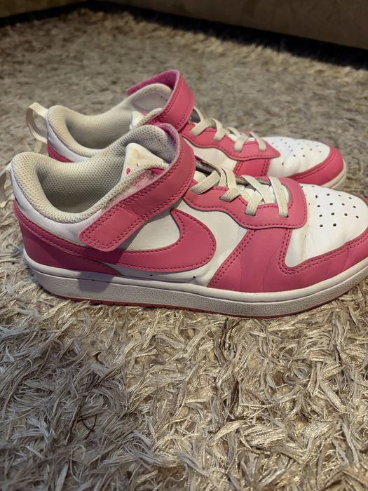 Nike детски маратонки 35 номер