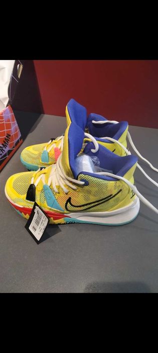 Баскетбольные кроссовки оригинал 36 размер