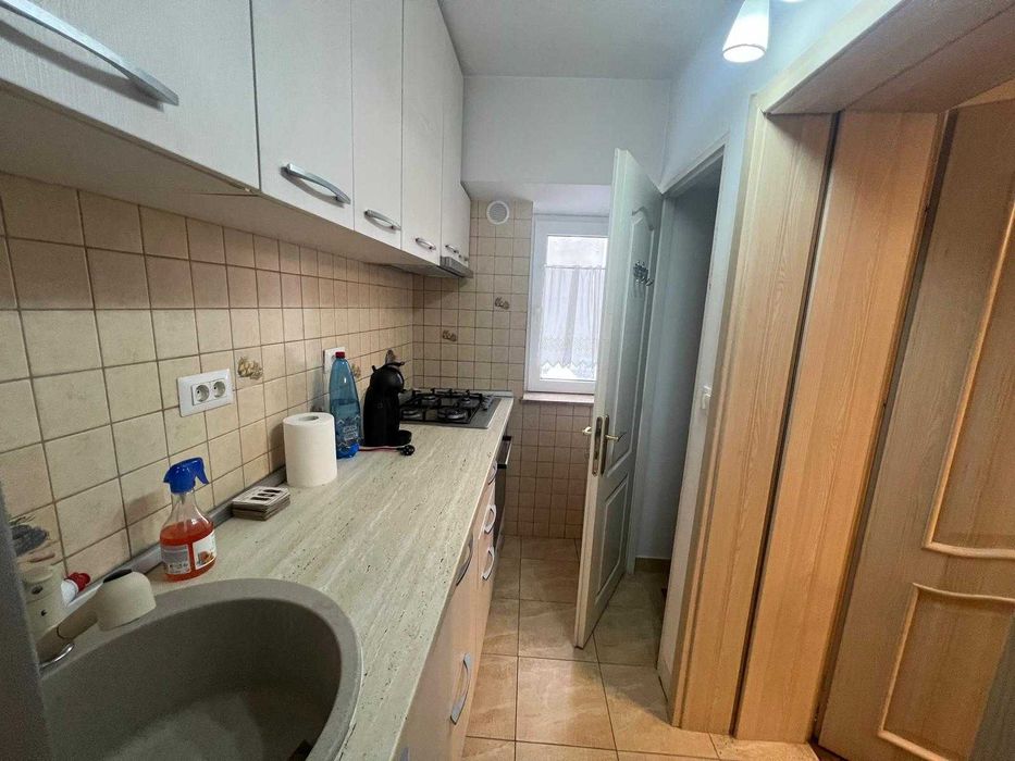 Apartament modern 4 camere de inchiriat