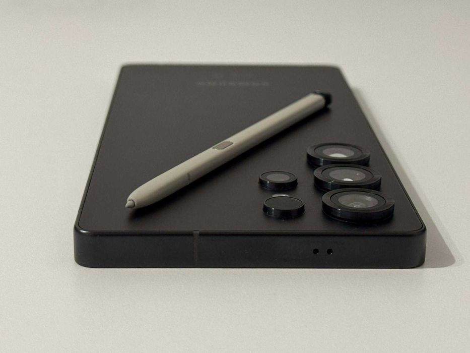 Бартер!Като НОВ! Galaxy S25 Ultra 1TB (1,000GB) Titanium Jet Black