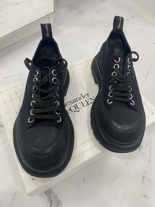 НАМАЛЕНИЕ Оригинални обувки Alexander Mcqueen