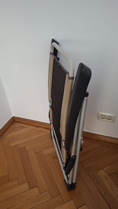 Scaun tip sezlong