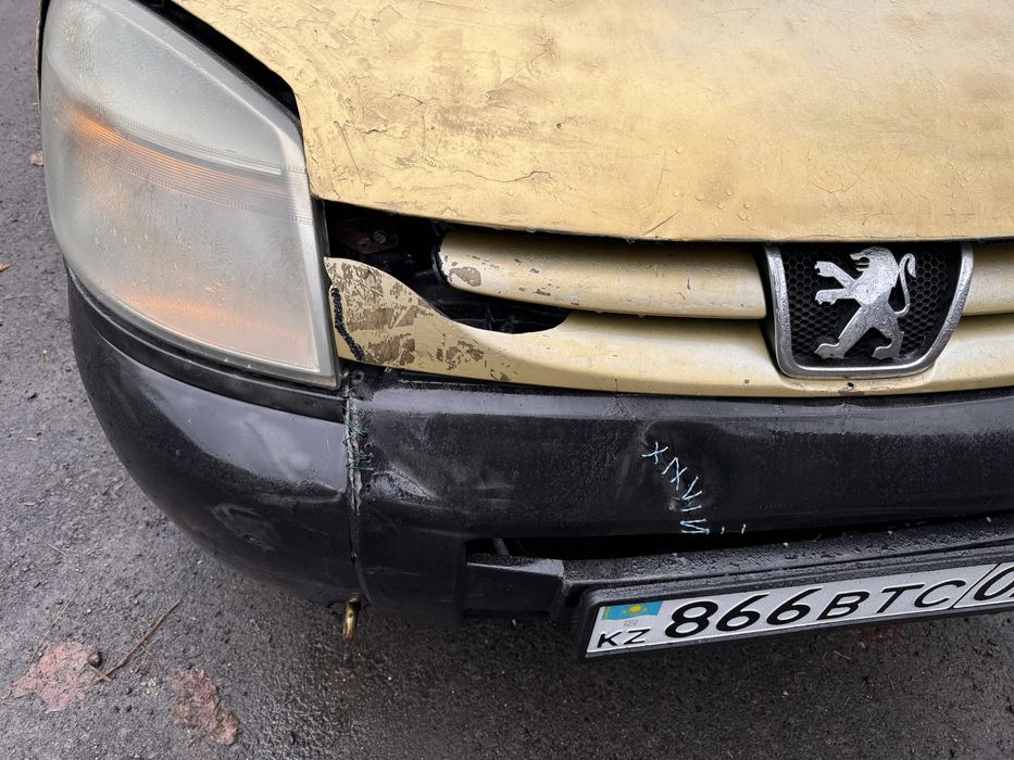 Peugeot partner пежо запчасти