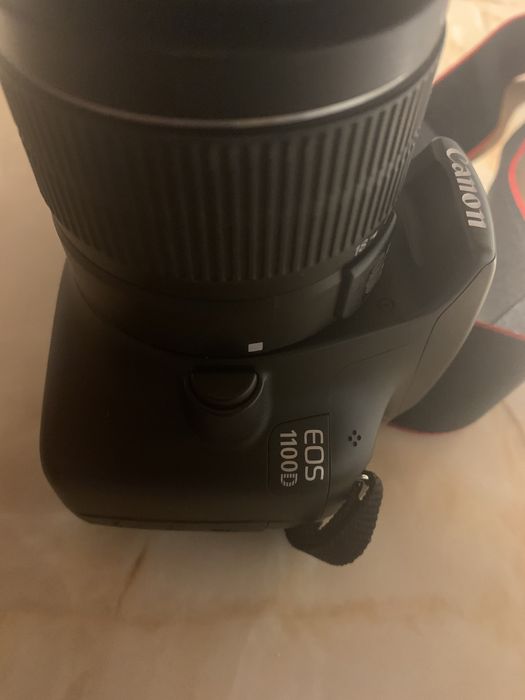 Aparat foto DSLR- Canon
