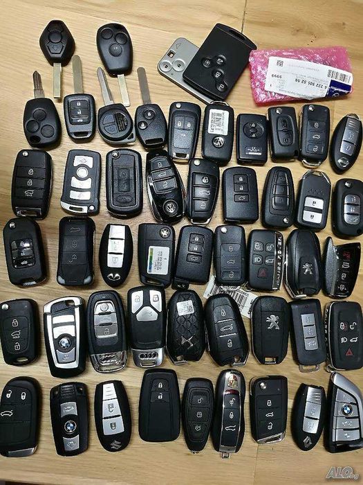Автоключове и автоключарски услуги. Дубликати, обучение, програмиране