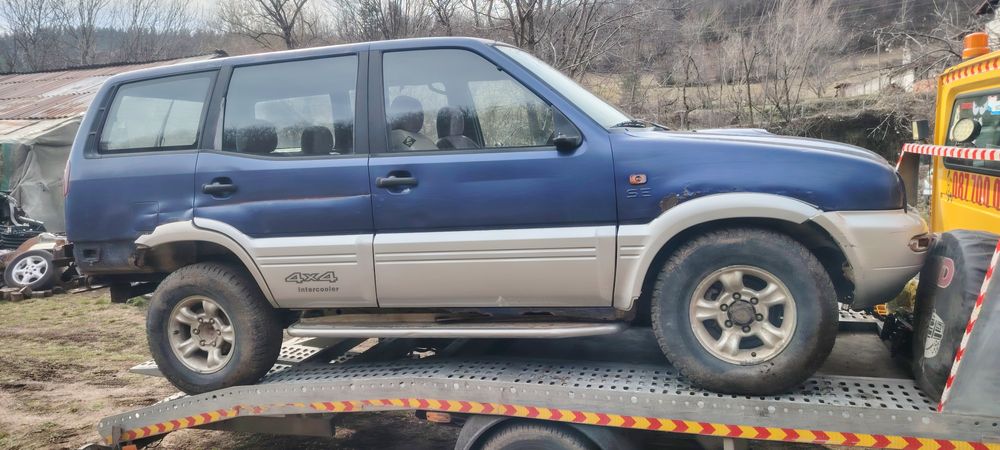 Просто Нисан Терано 2.7TDI на части