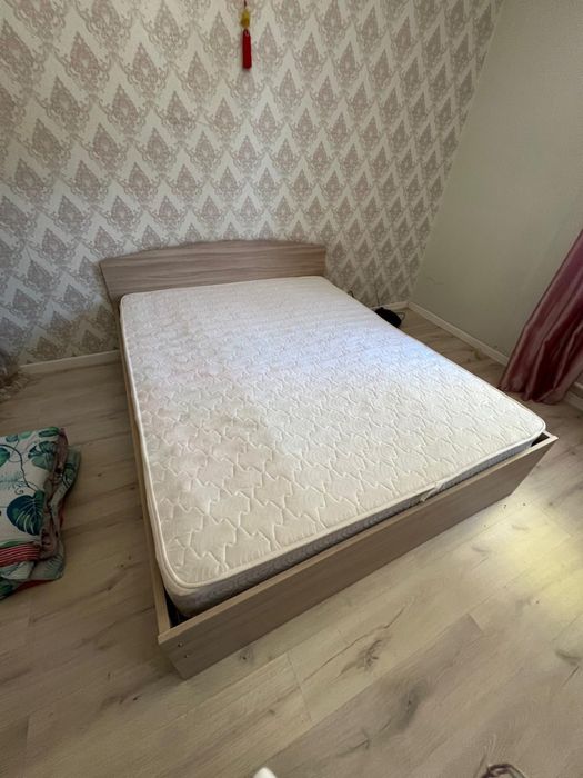 Продам кровать двуспальная