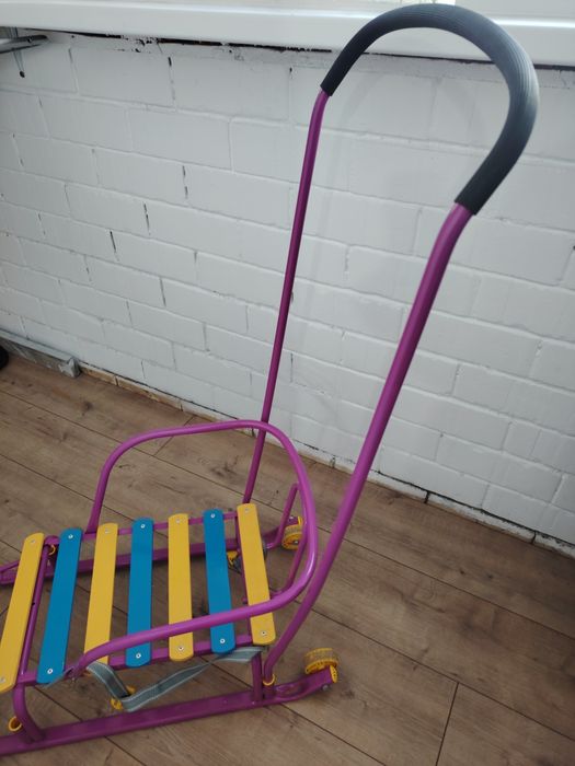 Продам санки детские