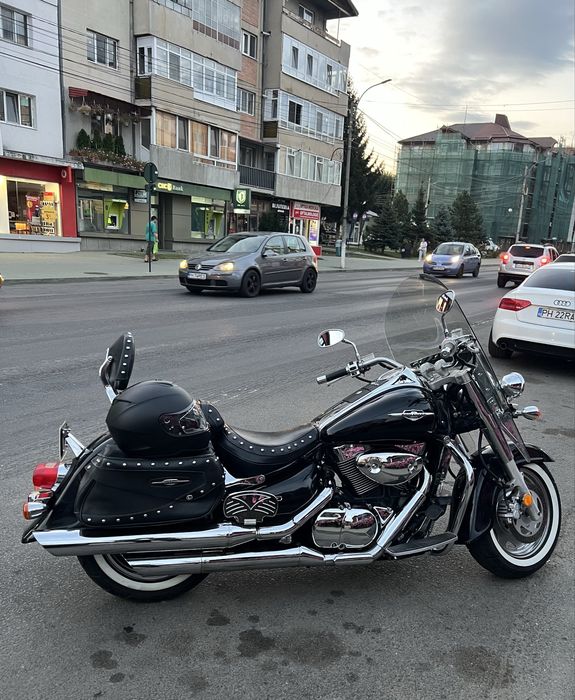 Suzuki Boulevard C90T
