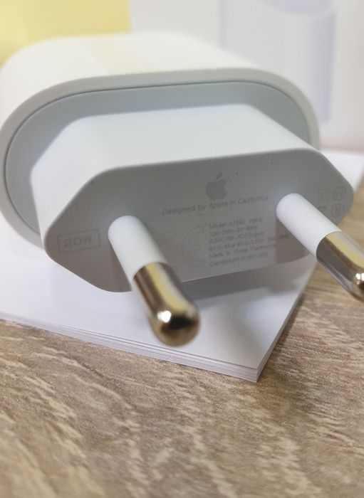 Оригинално зарядно 13 pro max 20W бързо зареждане Iphone 13/13 pro