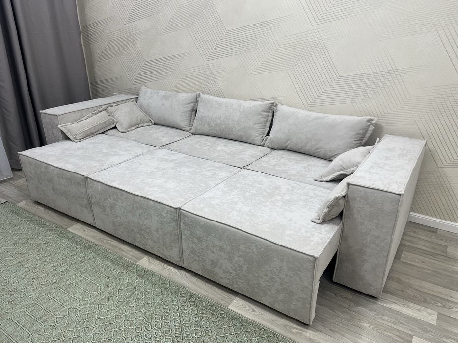 Диван.           /