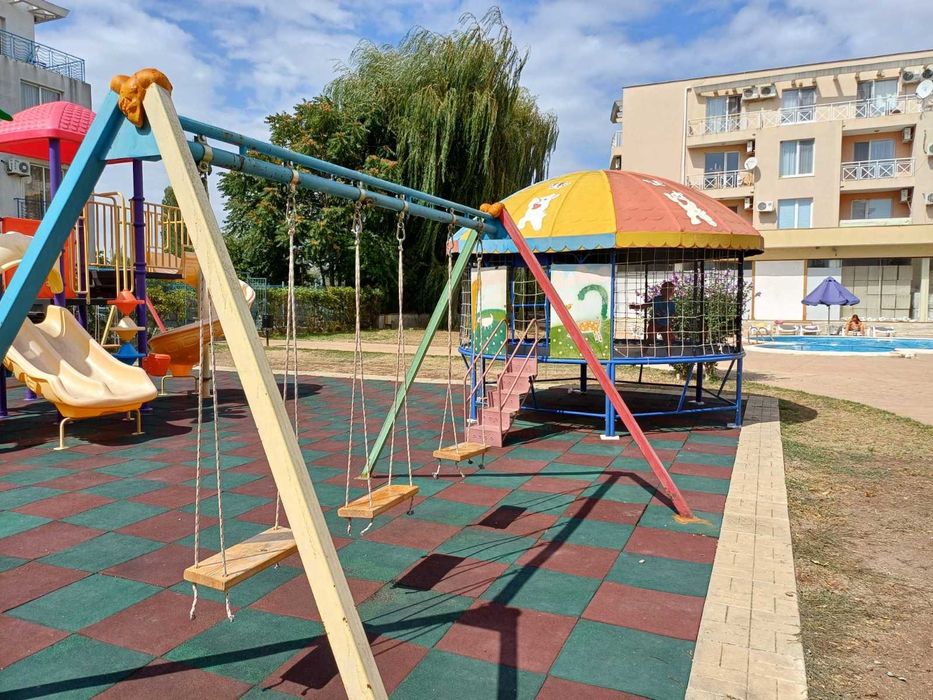 Дава се под наем Едностаен апартамент в к.к. Слънчев бряг - 30 кв.м за 127.5 € - Снимка #9