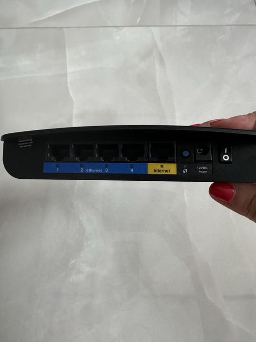 Wifi рутер Cisco Linksys E1200