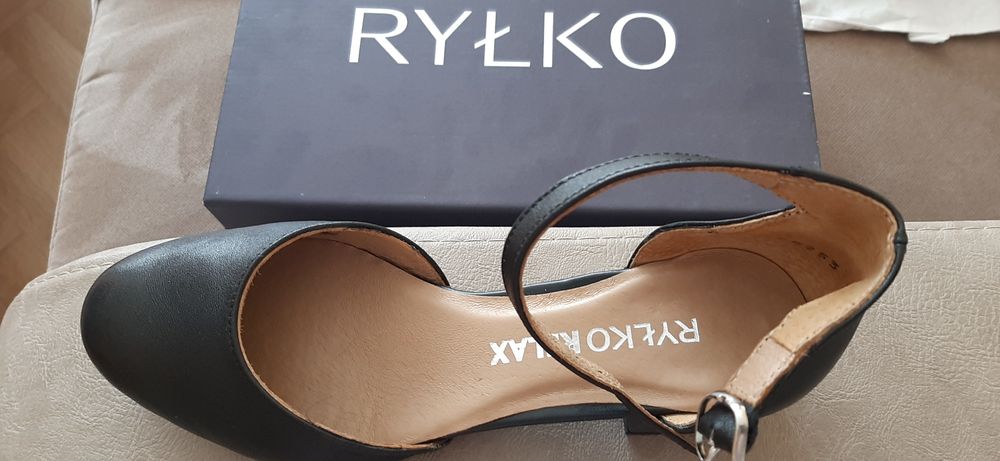 Обувки Rylko, нови, 36,5 номер
