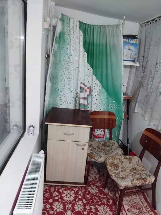 Garsoniera renovată,mobilata, situată într-o  zonă liniștită