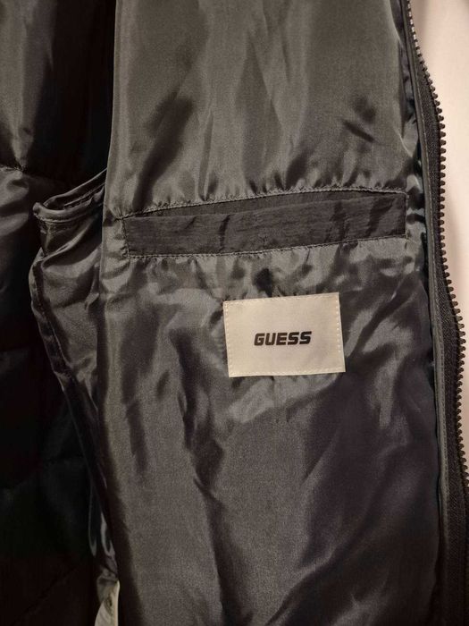 Яке Guess,чисто ново