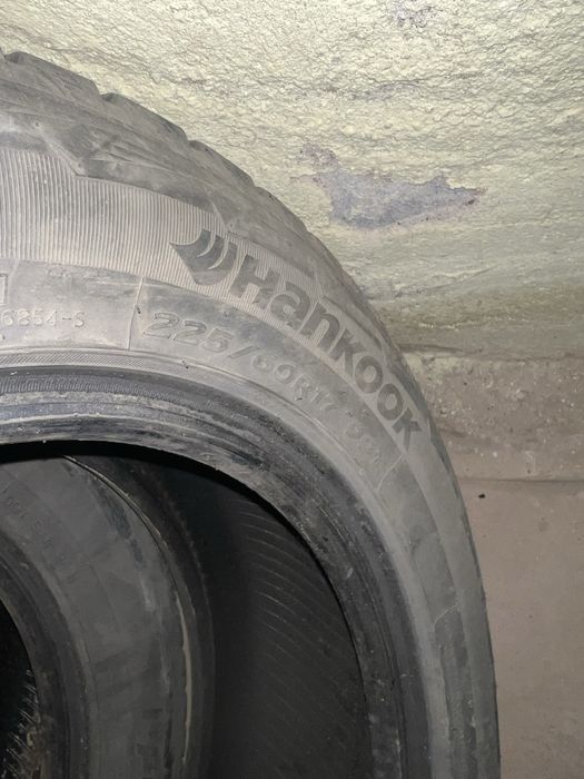 Продам б/у резину