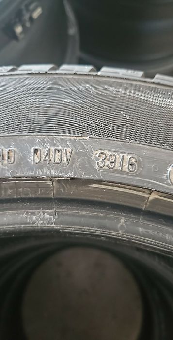 225/50/17цола Continental