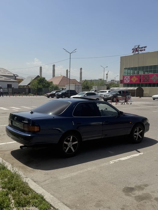 Toyota  Camry 10