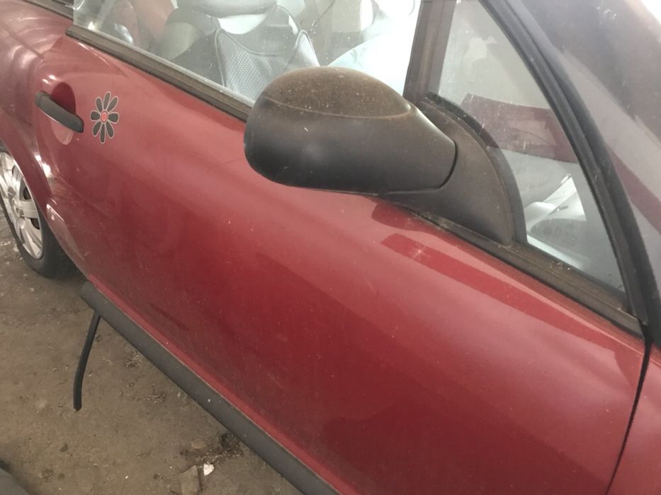 Vând usa dreapta fata Citroen C3 Pluriel 2003-2009