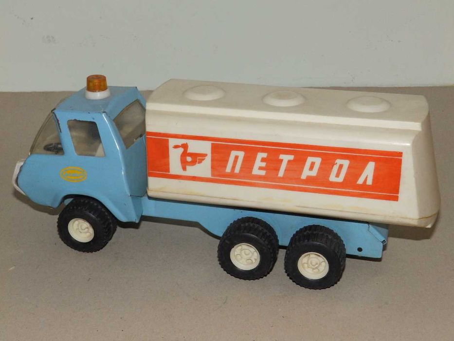 Детски играчки на различни цени