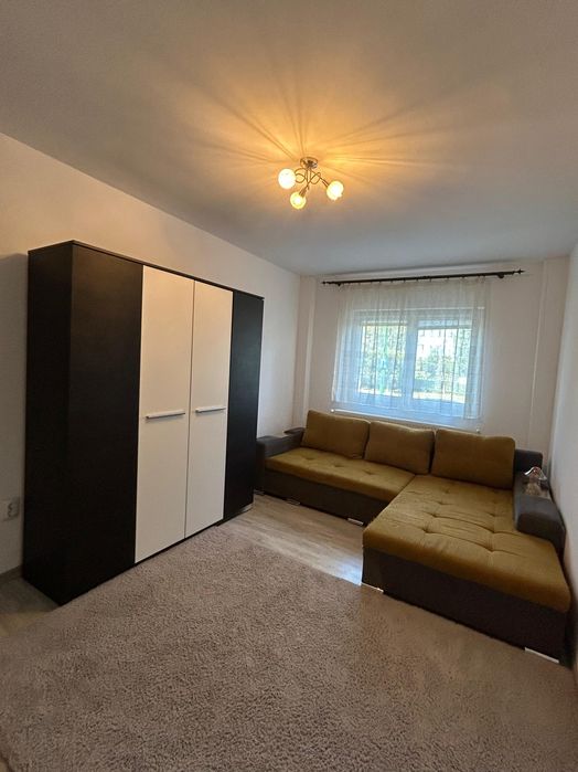 Particular Apartament 4 camere str Harmanului