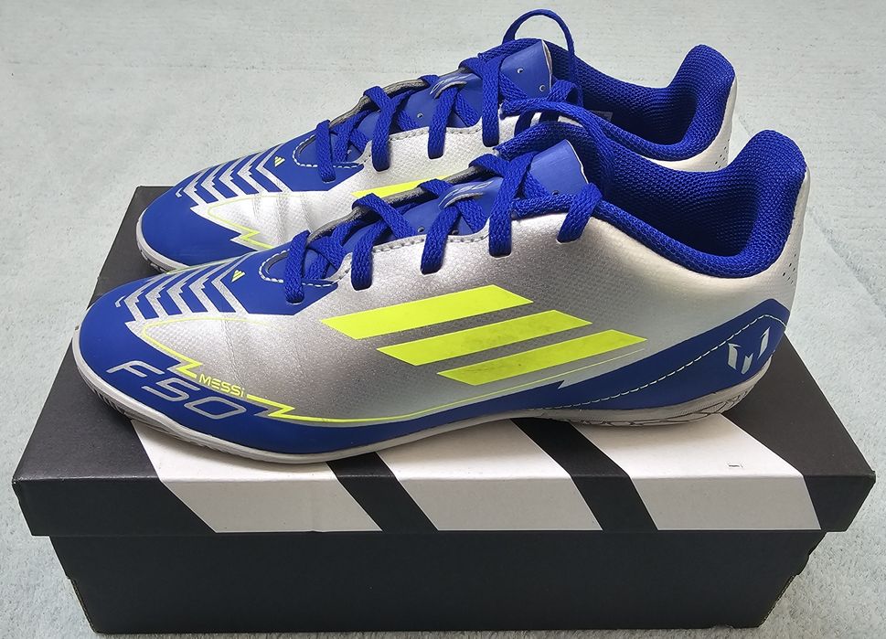 Ghete fotbal Adidas J Messi 38