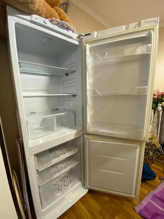 Продам холодильник срочно