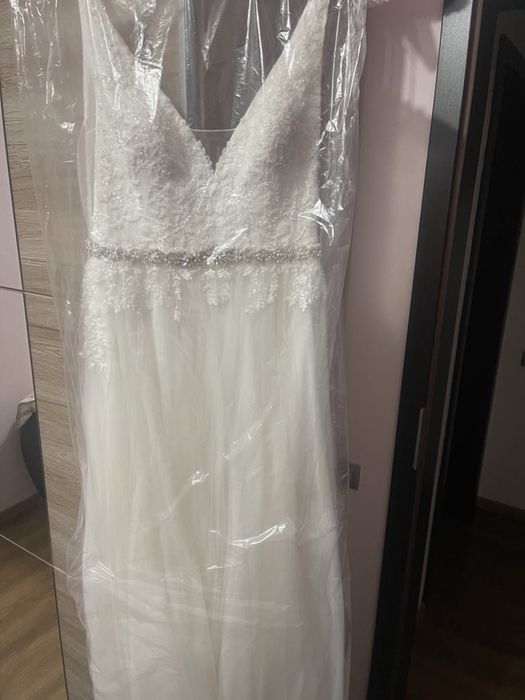 Vând rochie de mireasă A-line