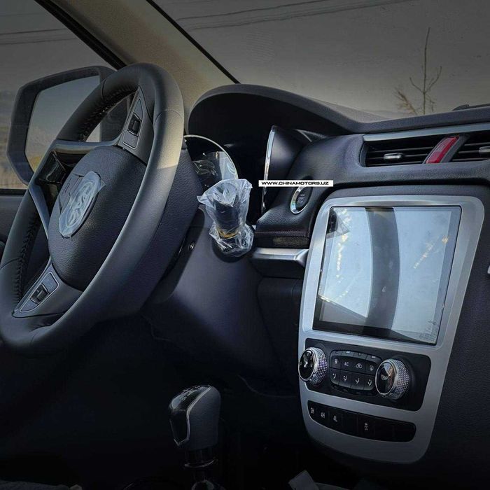 JAC T8 PIKAP yo'l tanlamas tog'li , loyli yo'llarni zabd etuvchi