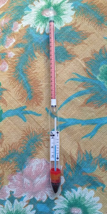 Професионален Спиртомер/Захаромер+стъклена колба. Вариант с термометър