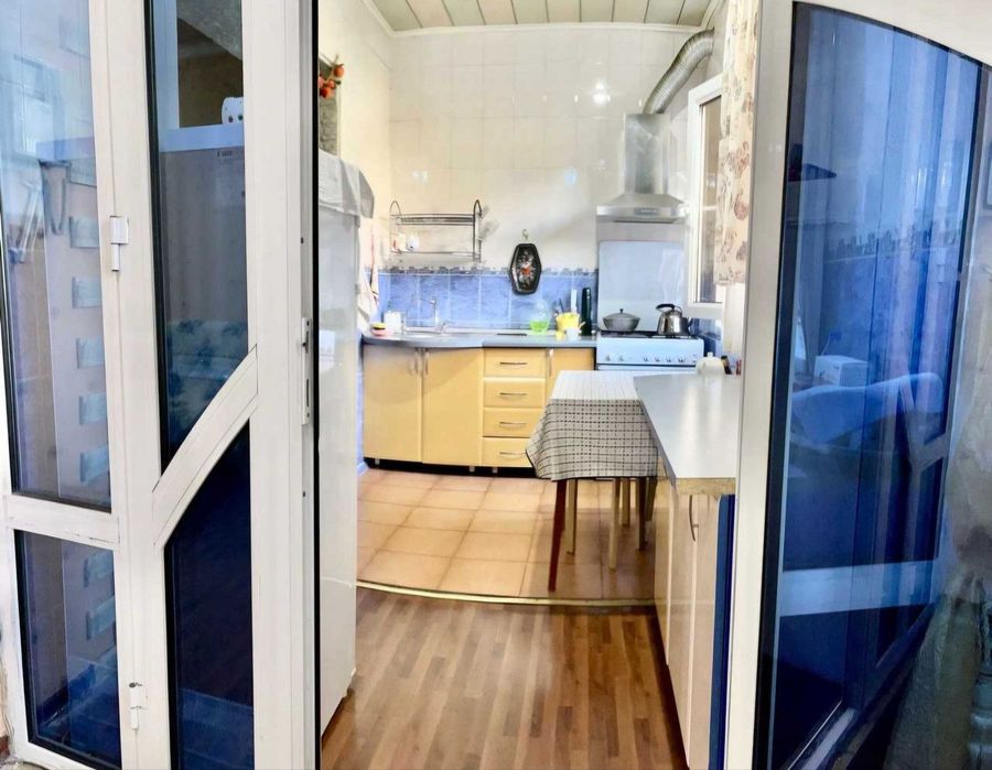 Юнусабад19 3/3/5 |Евроремонт  Не Торец| Зал, две спальни Балкон 2х6,4|