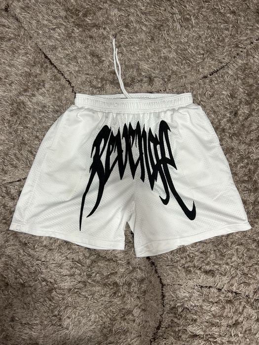 Pantaloni scurti revenge