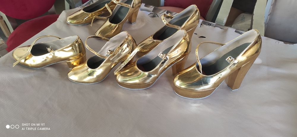 Танцевальные туфли: для мероприятии.