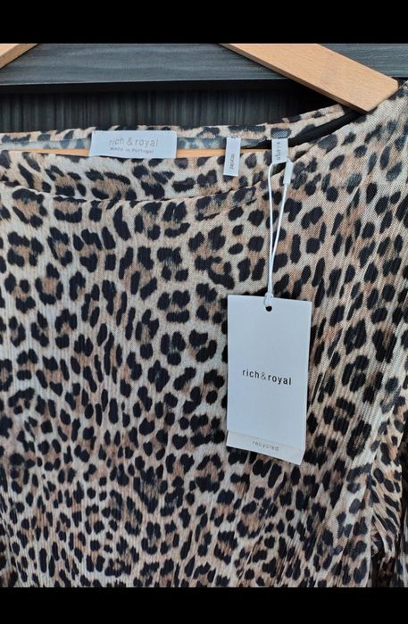 Rochie femei superbă