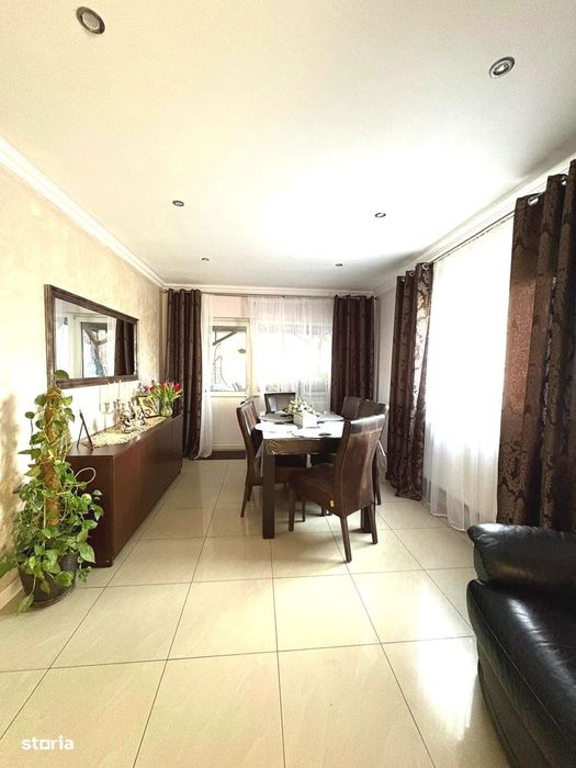 Casa 270mp cu 5 ari teren zona- Sarmas mobilata utilata 269.000eur neg