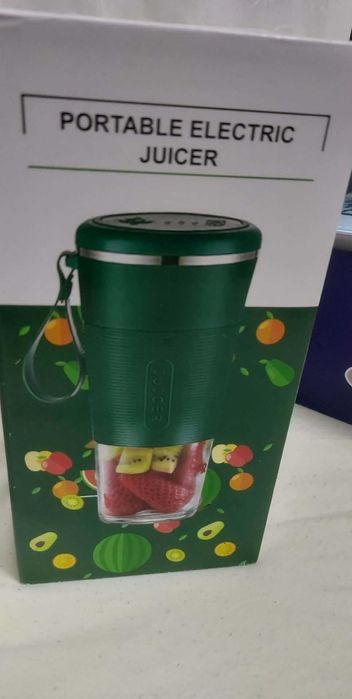 Mini blender portabil cu incarcare USB