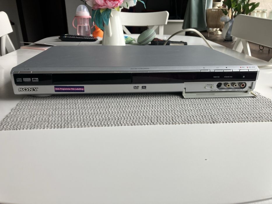 Sony RDR-GX120 CD/ DVD плеър